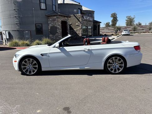 Used 2008 BMW M3 Convertible image 9