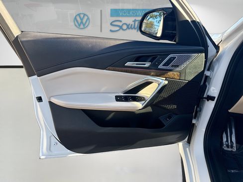 Used 2024 BMW X1 M35i w/ Premium Package image 20