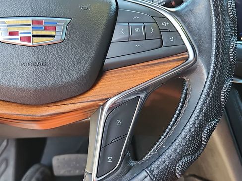 Used 2023 Cadillac XT5 Premium Luxury image 25
