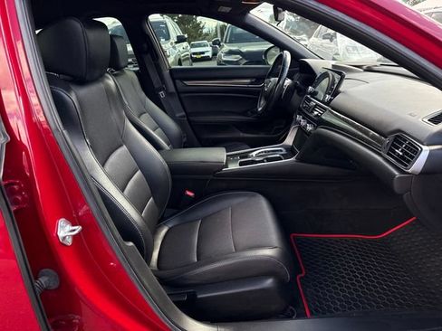 Used 2021 Honda Accord Sport image 9