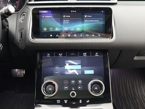 Used 2019 Land Rover Range Rover Velar R-Dynamic SE AWD/4WD image 26