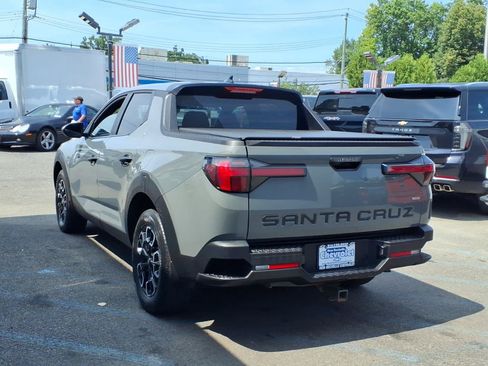 Used 2024 Hyundai Santa Cruz SEL AWD/4WD image 4