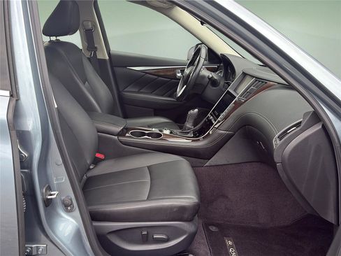 Used 2018 INFINITI Q50 Luxe w/ Essential Package (3.0T Luxe) image 21