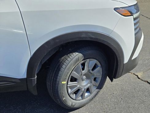 New 2026 Nissan Kicks S image 6