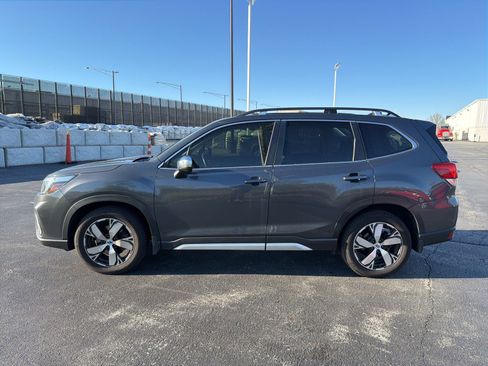 Used 2020 Subaru Forester Touring image 4