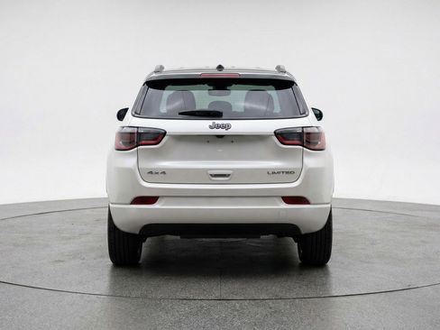 Used 2025 Jeep Compass Trailhawk AWD/4WD image 7