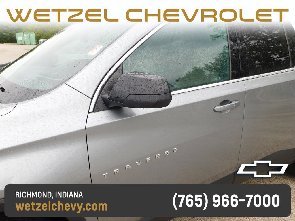 Certified 2023 Chevrolet Traverse LS FWD image 11