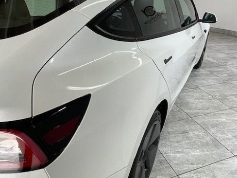 Used 2023 Tesla Model 3 Standard Range image 13