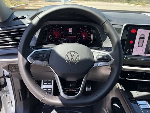 New 2026 Volkswagen Atlas Peak Edition AWD/4WD image 22
