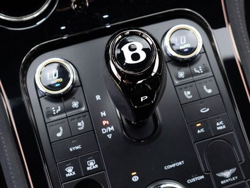 Used 2025 Bentley Continental GT Speed image 32