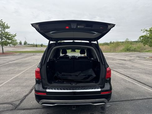 Used 2016 Mercedes-Benz GL 450 4MATIC image 27