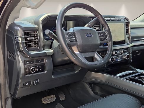 Used 2024 Ford F350 Lariat w/ Lariat Ultimate Package AWD/4WD image 15