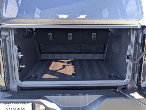 Used 2025 Ford Bronco Outer Banks image 13