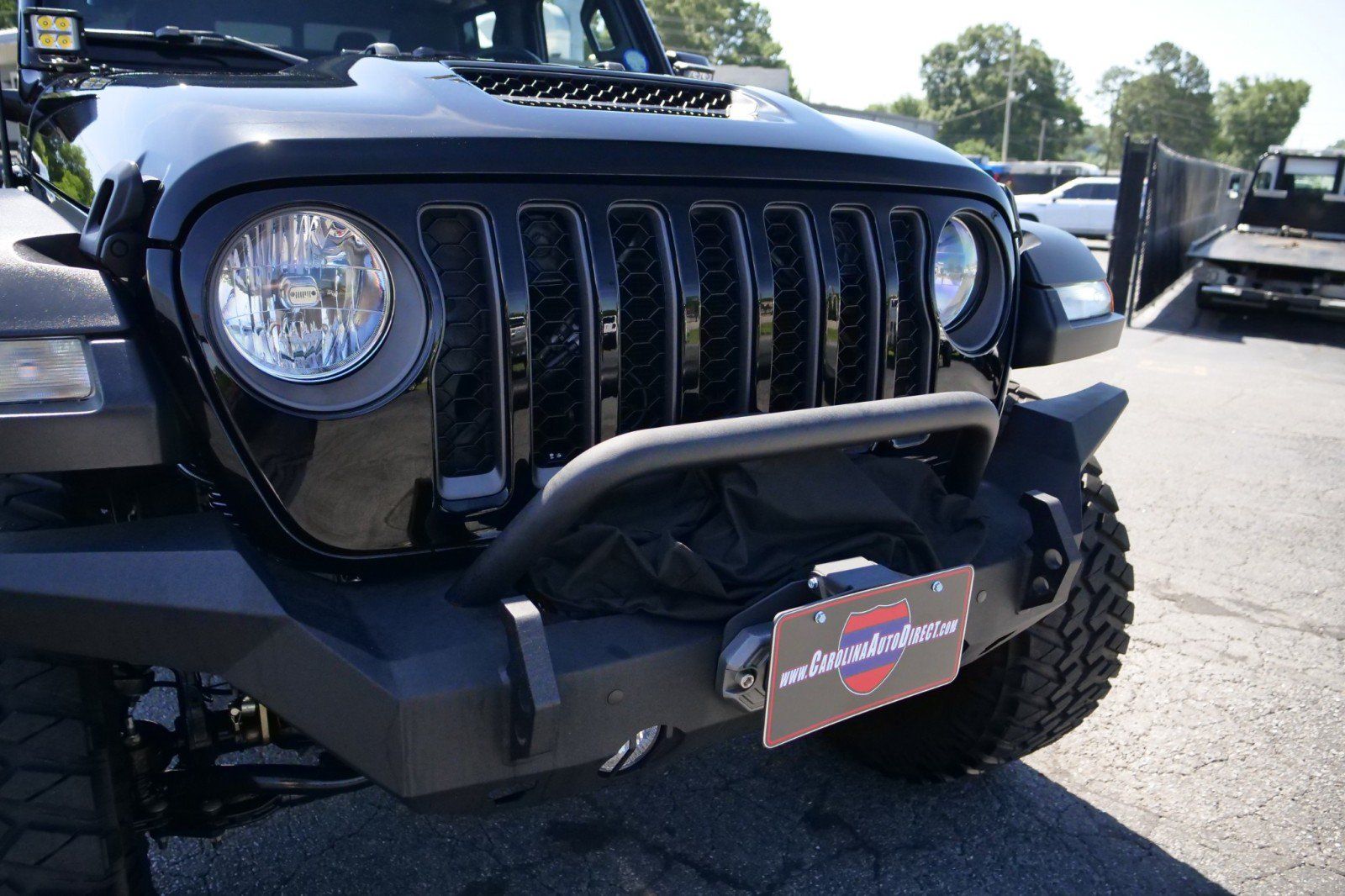 Used 2023 Jeep Gladiator Mojave w/ Cold Weather Group AWD/4WD image 52
