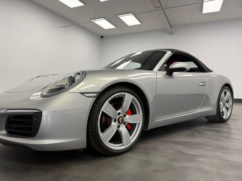 Used 2017 Porsche 911 Carrera image 32