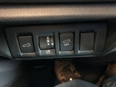 Certified 2024 Subaru Outback Wilderness AWD/4WD image 12