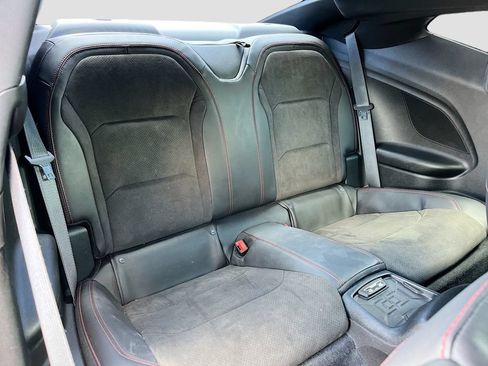 Used 2019 Chevrolet Camaro ZL1 RWD image 27