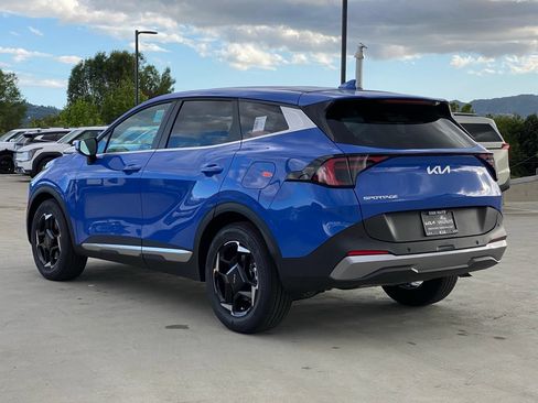 New 2026 Kia Sportage EX FWD image 6