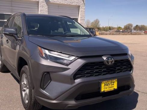 Used 2025 Toyota RAV4 XLE AWD/4WD image 4