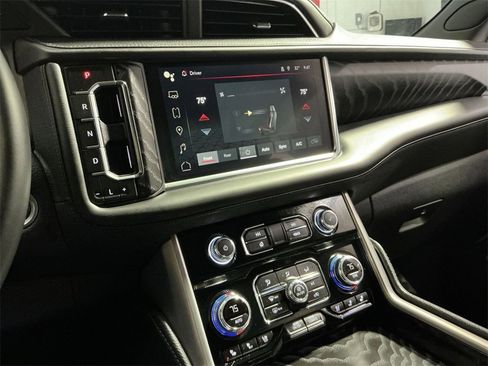 Used 2024 GMC Yukon XL Denali w/ Max Trailering Package image 29