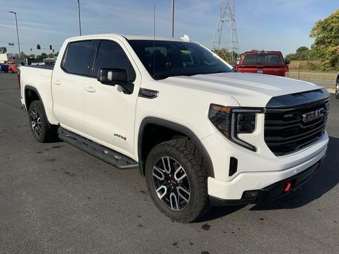 Used 2023 GMC Sierra 1500 AT4 w/ AT4 Premium Package image 2