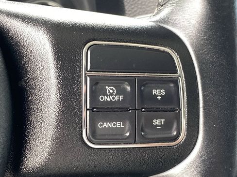 Used 2017 Jeep Wrangler Sport AWD/4WD image 26
