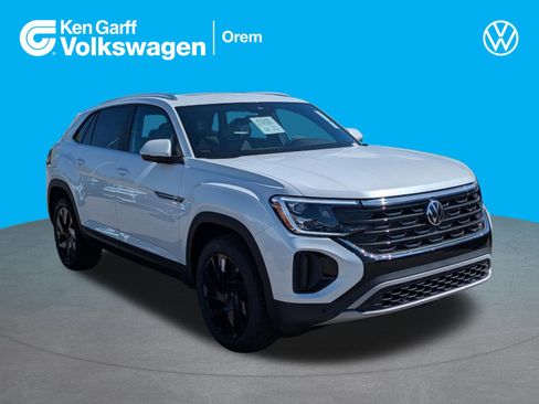 New 2026 Volkswagen Atlas Cross Sport SE AWD/4WD image 1