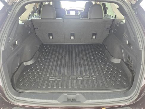 Used 2024 Subaru Outback Limited image 16