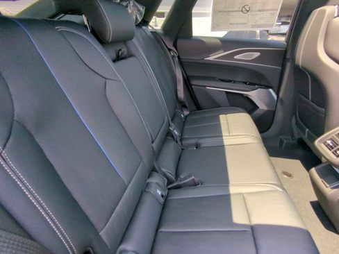 New 2026 Cadillac Lyriq V image 27