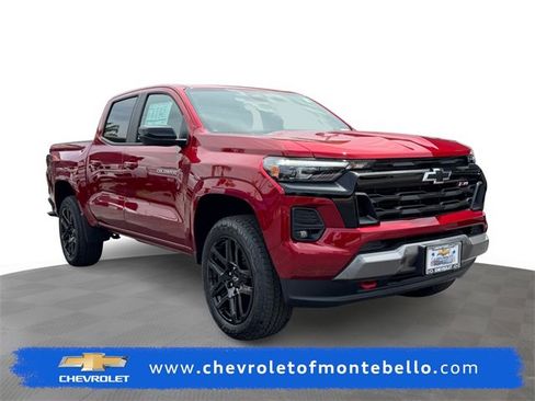 New 2025 Chevrolet Colorado Z71 w/ Z71 Convenience Package 2 image 1