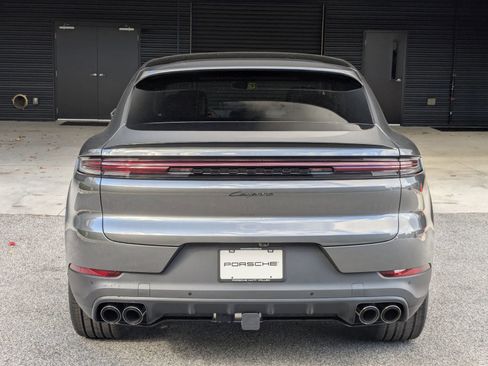New 2026 Porsche Cayenne Coupe image 10