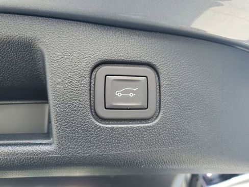 Used 2026 Chevrolet Blazer EV RS w/ Super Cruise Package FWD image 10