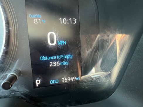 Used 2021 Toyota Corolla LE w/ Carpet Mat Package (TMS) image 24