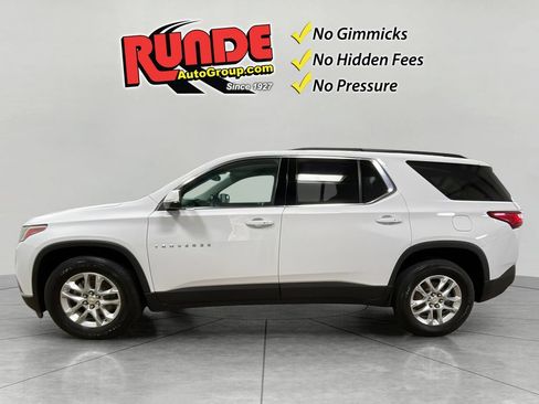 Used 2021 Chevrolet Traverse LT AWD/4WD image 3
