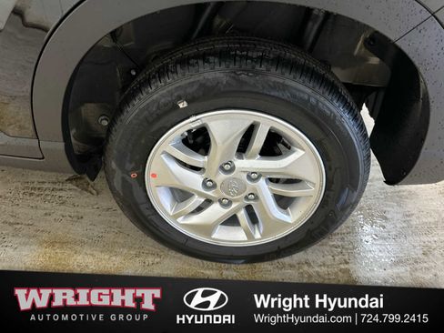 New 2026 Hyundai Venue SE FWD image 8