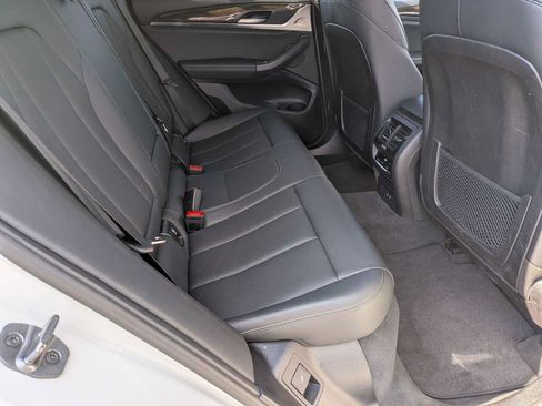 Used 2024 BMW X4 xDrive30i AWD/4WD image 19