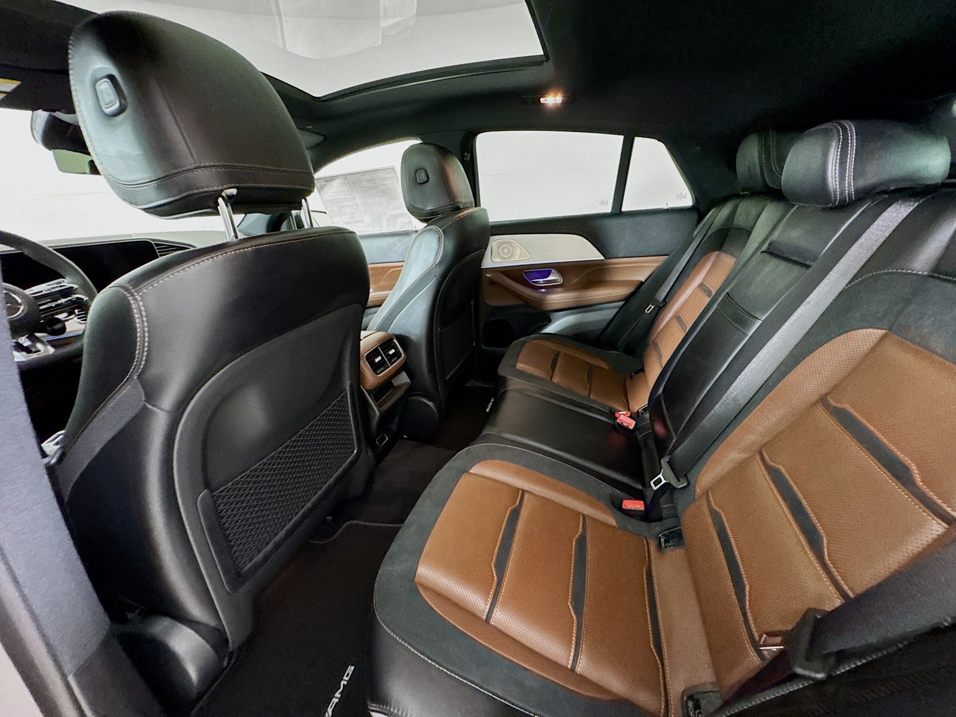 New 2026 Mercedes-Benz GLE 53 AMG 4MATIC Coupe image 27