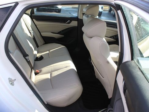 Used 2021 Honda Accord EX-L image 12