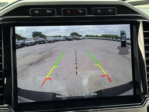 Used 2022 Ford F250 Lariat w/ Tremor Off-Road Package image 17