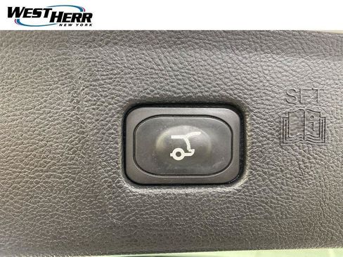 Used 2024 Ford Edge SEL w/ Convenience Package AWD/4WD image 18