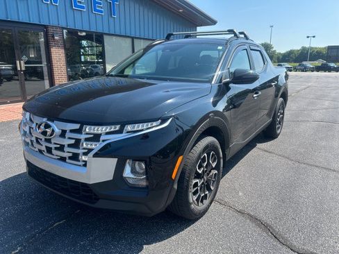 Used 2023 Hyundai Santa Cruz SEL w/ Activity Package AWD/4WD image 2