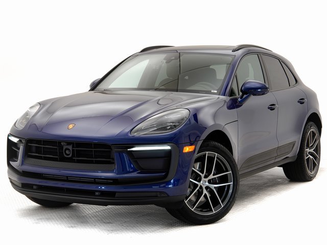 Certified 2025 Porsche Macan AWD/4WD image 1