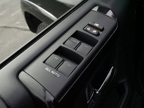 Certified 2024 Toyota 4Runner TRD Off-Road image 19