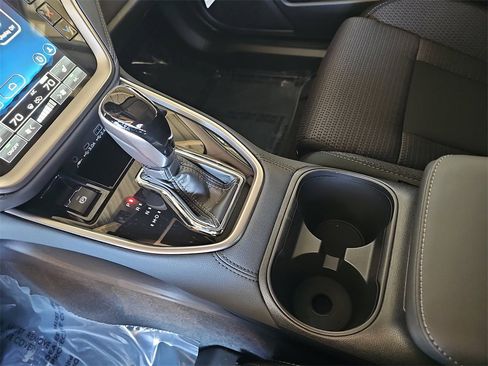 New 2025 Subaru Outback Premium image 24