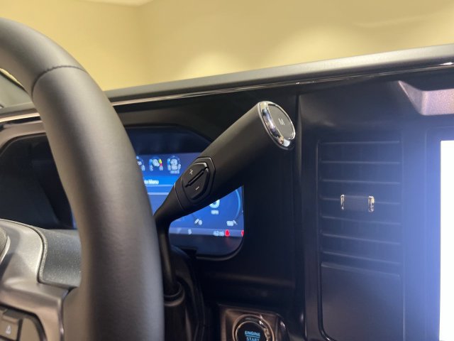 New 2026 Ford F350 Lariat AWD/4WD image 14