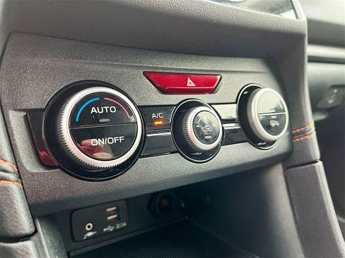 Used 2022 Subaru Crosstrek 2.0i Premium image 15