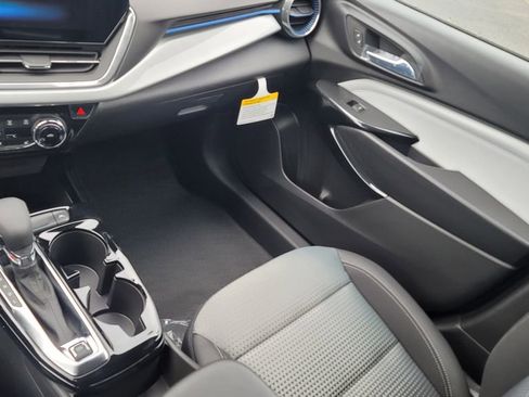 New 2026 Chevrolet Trax LT w/ Driver Confidence Package FWD image 23