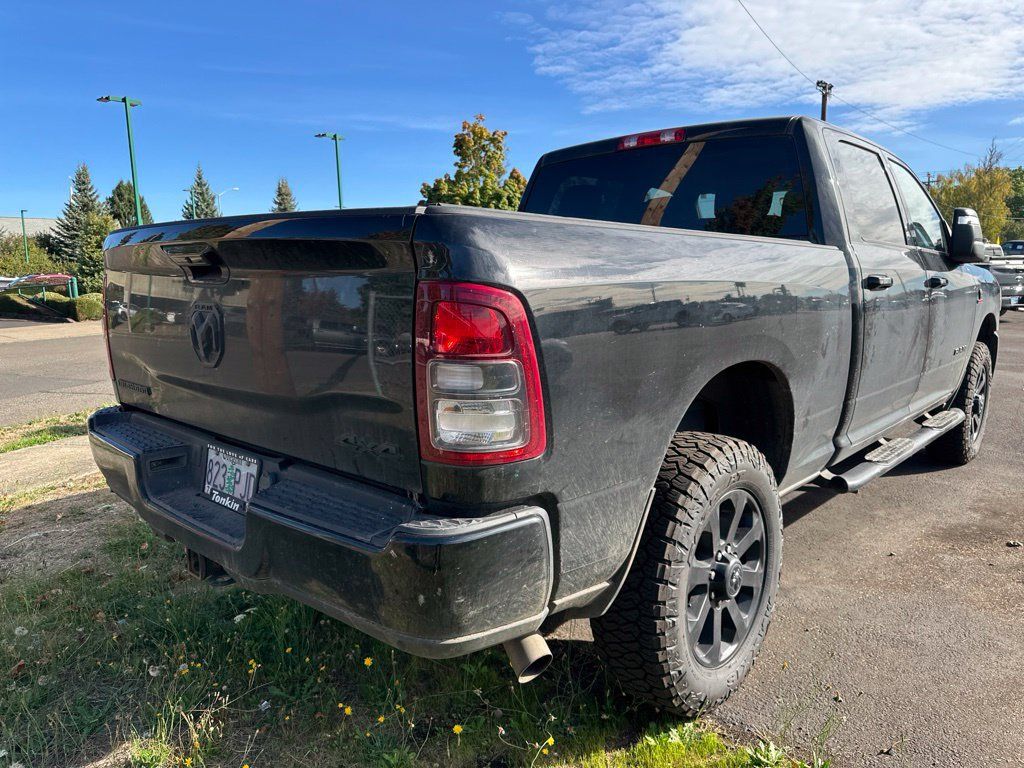 Used 2023 RAM 2500 Big Horn w/ Night Edition AWD/4WD image 3