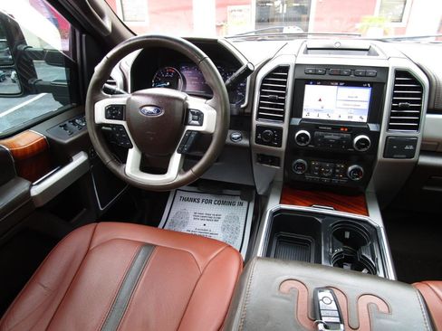 Used 2019 Ford F250 King Ranch w/ King Ranch Ultimate Package AWD/4WD image 10