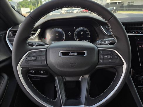 New 2026 Jeep Grand Cherokee Laredo RWD image 23